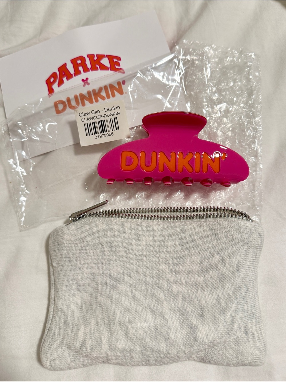 PARKE Dunkin Pink Claw Clip - Picture 2 of 2